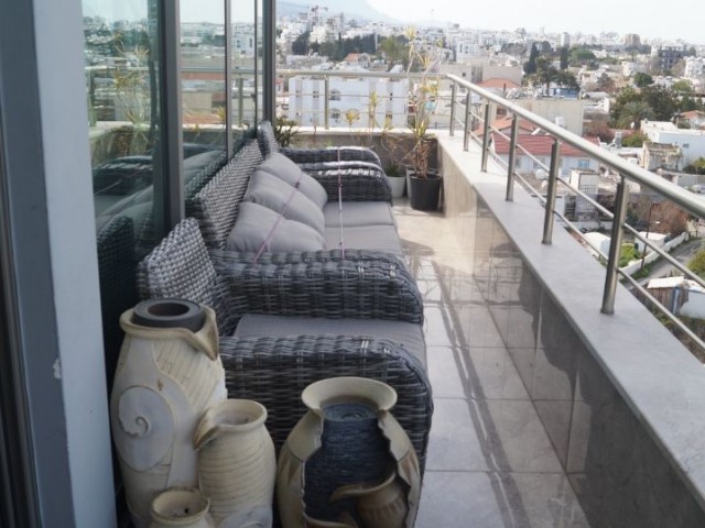 3+1 penthouse with magnificent mountain and sea views in the center of Kyrenia. for sale