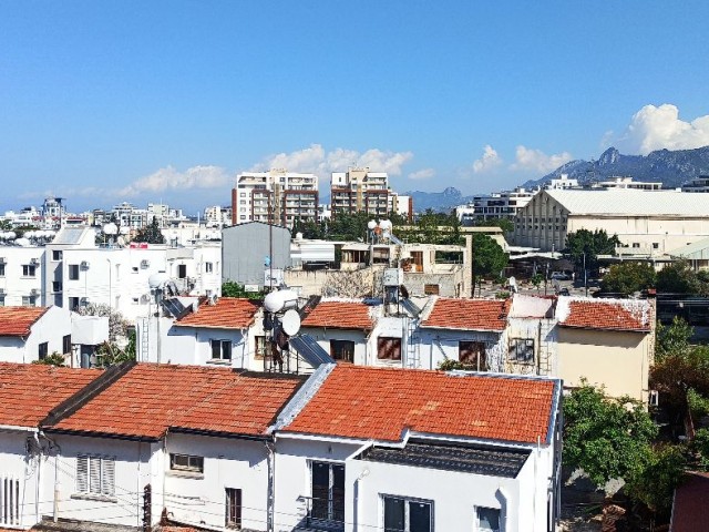 WOHNUNG ZU VERMIETEN IM TRNC GIRNE CENTER TÄGLICH WÖCHENTLICH MONATLICH