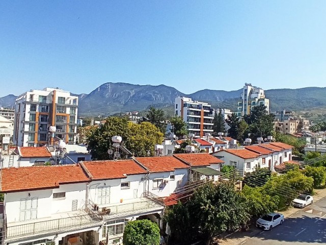 WOHNUNG ZU VERMIETEN IM TRNC GIRNE CENTER TÄGLICH WÖCHENTLICH MONATLICH