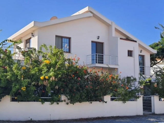 4+1 villa for rent with a magnificent garden in Karaoglanoglu, Kyrenia