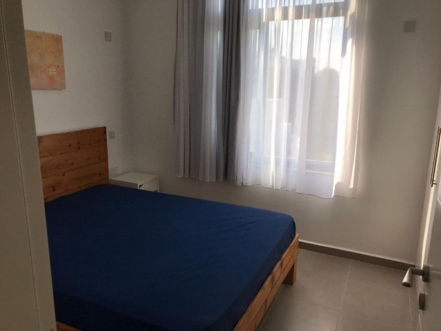 Girne Merkez'de Hürdeniz Market arkasında kiralık 2+1 full lüks eşyalı daire. 