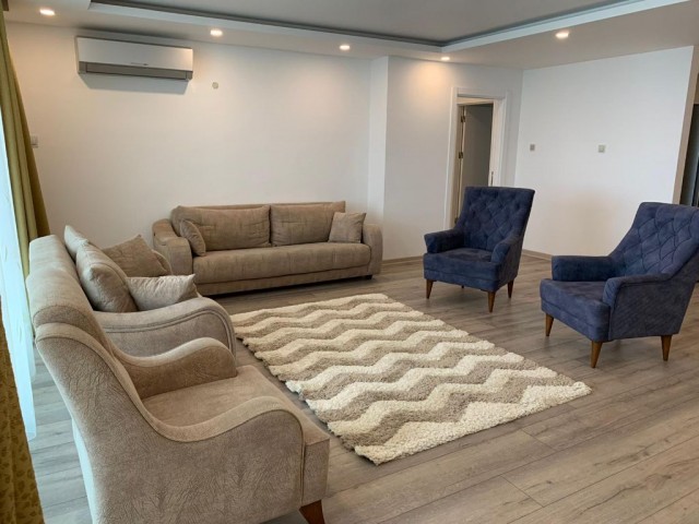 Flat To Rent in Girne Merkez, Kyrenia