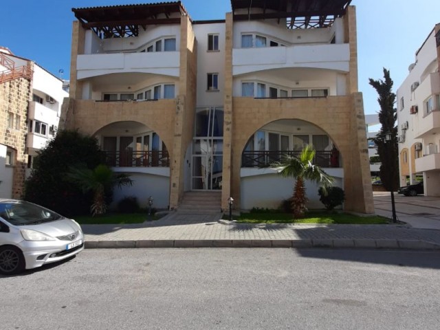 AN APARTMENT ON A SITE WITH A POOL ** 