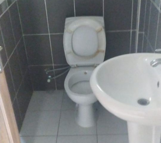 Flat To Rent in Yukarı Girne, Kyrenia