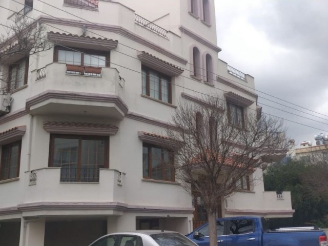 Flat To Rent in Yukarı Girne, Kyrenia