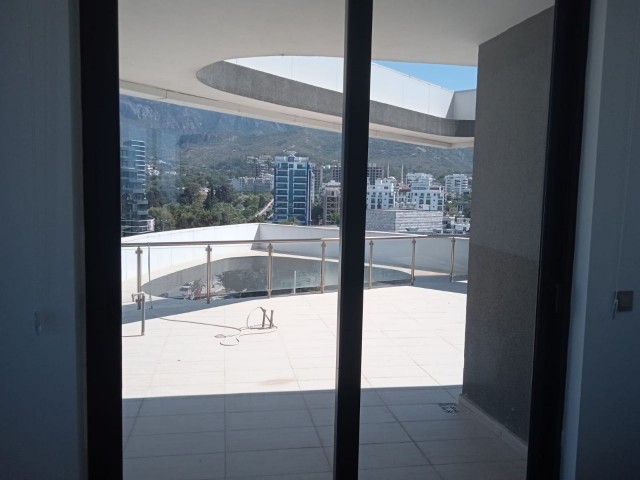 Penthouse Mieten in Girne Merkez, Kyrenia