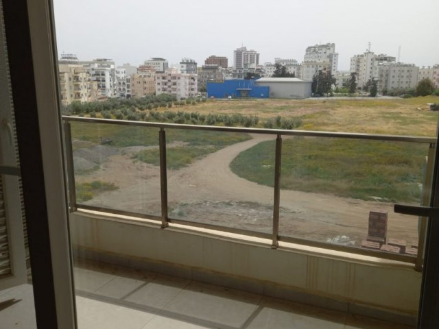 2 + 1 Wohnungen zu verkaufen-Famagusta-GOLDEN RESIDENCE ** 