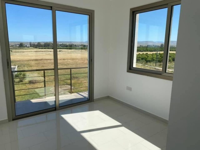 Flat For Sale in Güzelyurt Merkez, Guzelyurt