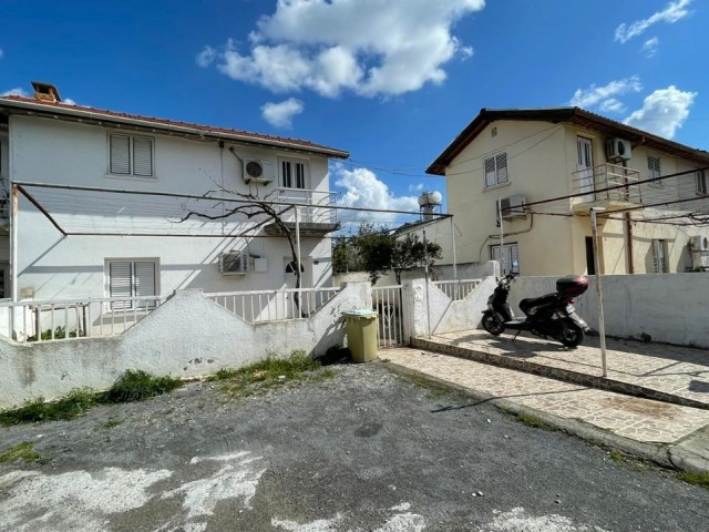 Semi Detached For Sale in Küçük Kaymaklı, Nicosia