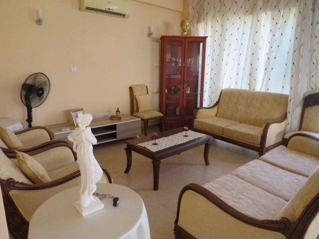 FULLY FURNISHED 3 BED APT