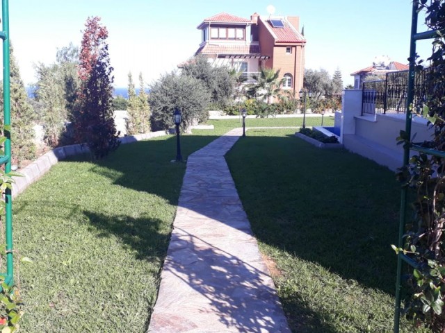 VILLA IN 1 HEKTAR GARTEN IN BELLAPAİS - (NARÇIN - 0533 820 2055)