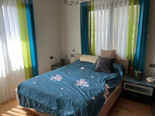 VIER-SCHLAFZIMMER-VILLA ZU VERKAUFEN