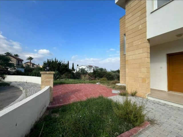 3+1 VILLA IN YEŞİLTEPE - 48 MONATE ZINSFREIE ZAHLUNGSMÖGLICHKEIT