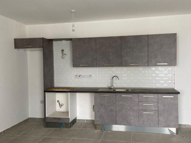 Flat with Commercial Permit for Sale in Karaoğlanoğlu