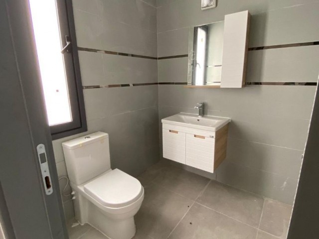 Flat with Commercial Permit for Sale in Karaoğlanoğlu