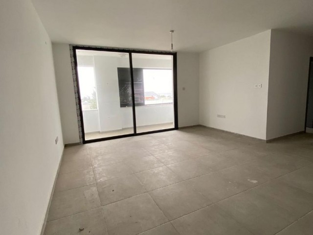 Flat with Commercial Permit for Sale in Karaoğlanoğlu