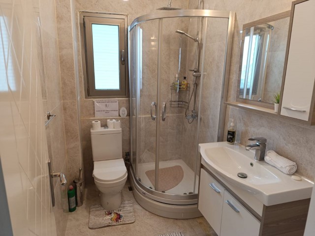 LUXURY THREE BEDROOM PENTHOUSE, CENTRAL KYRENIA APART HOTEL