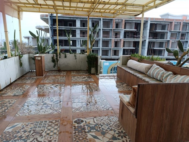 LUXUS-PENTHOUSE MIT DREI SCHLAFZIMMERN, CENTRAL KYRENIA APART HOTEL