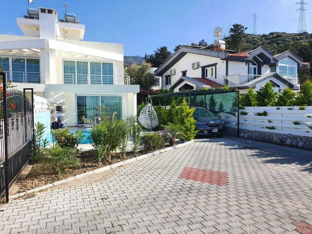 Villa For Sale in Alsancak, Kyrenia