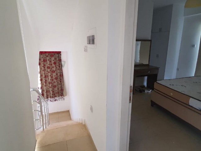 Alsancak'ta  Kiralık 3+2 Villa