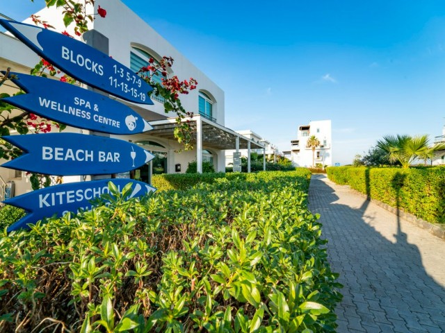 Möblierte Wohnung mit zwei Schlafzimmern im Aphrodite Beachfront Resort