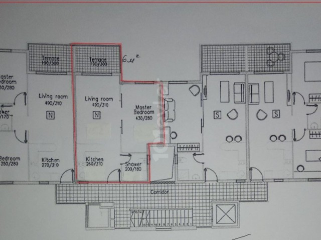 Augustus bloktaki 1+1 dairenin toplam alanı 64 m2, balkonu ise 8 m2'dir.