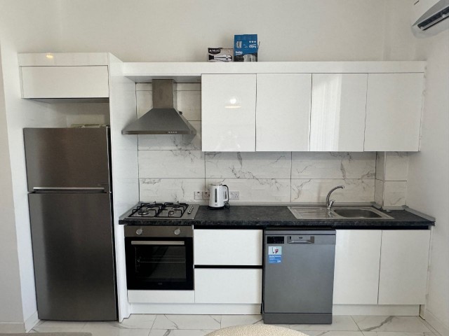 2+1 Flat for Rent in Kyrenia Alsancak