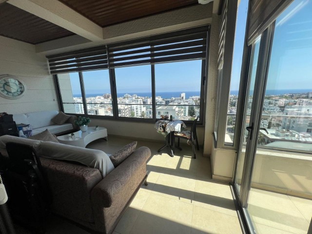 Penthouse Zu verkaufen in Girne Merkez, Kyrenia