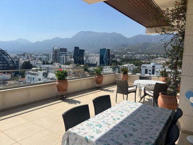 Penthouse Zu verkaufen in Girne Merkez, Kyrenia