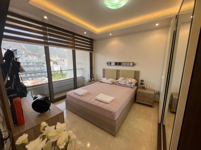 Penthouse Zu verkaufen in Girne Merkez, Kyrenia