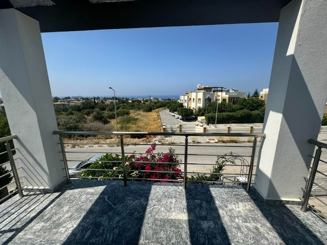 4+1 Villa For Rent in Kyrenia Alsancak / Fully Furnished 4+1 Villa For Rent in Alsancak