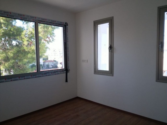 Flat For Sale in Küçük Kaymaklı, Nicosia