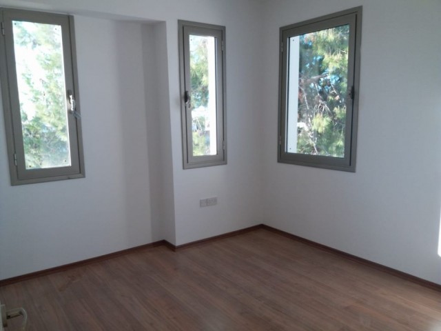 Flat For Sale in Küçük Kaymaklı, Nicosia