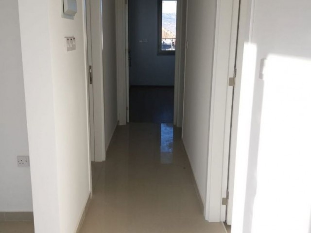 Flat For Sale in Küçük Kaymaklı, Nicosia