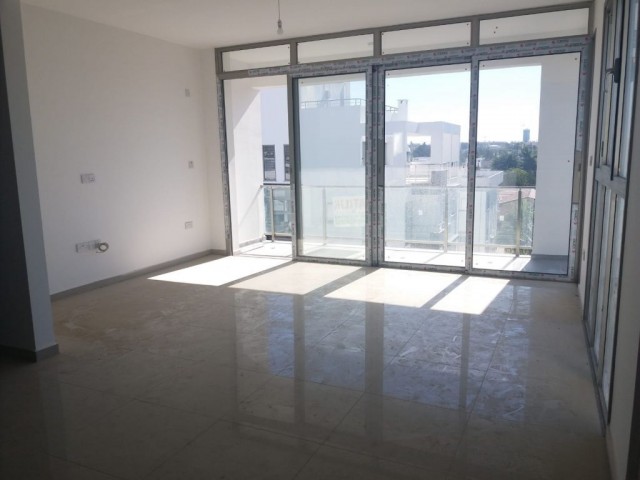 Flat For Sale in Küçük Kaymaklı, Nicosia