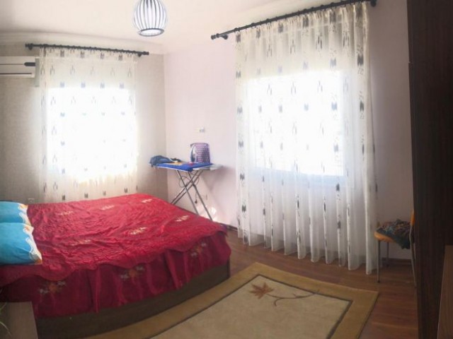 Tüm eşyaları ile birlikte, geniş teraslı penthouse