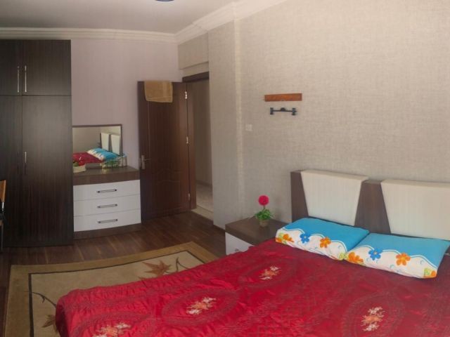 Tüm eşyaları ile birlikte, geniş teraslı penthouse