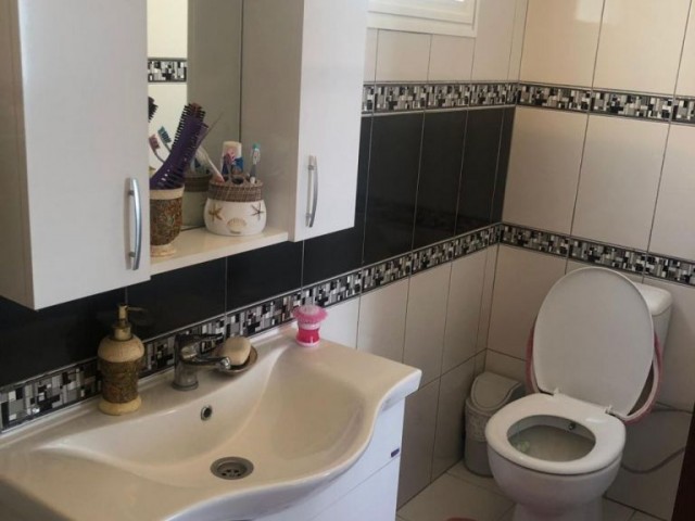 Tüm eşyaları ile birlikte, geniş teraslı penthouse