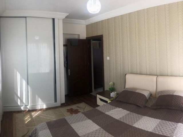 Tüm eşyaları ile birlikte, geniş teraslı penthouse