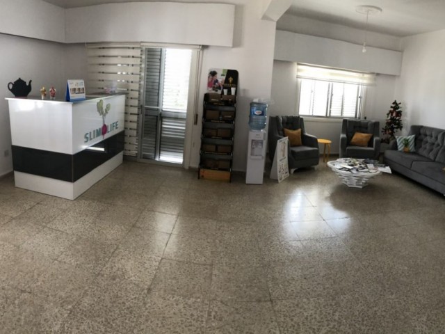 Komplettes Gebäude Kaufen in Mağusa Merkez, Famagusta