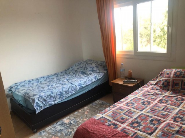 Mağusa / Salamis yolu üzerinde, full eşyalı satılık 2+1 daire