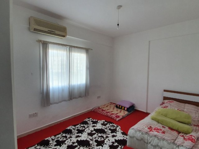 A spacious 2-bedroom apartment with a Turkish cob in the Karakol district. ** 