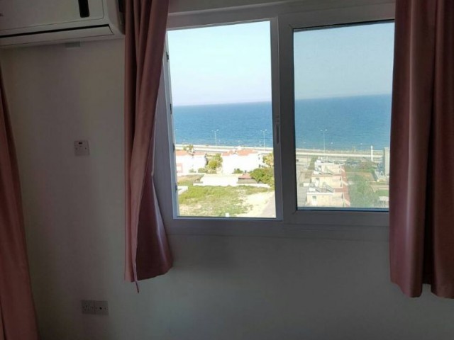 9. On the floor - with PANORAMIC sea views, furnished, taxes paid. ** 