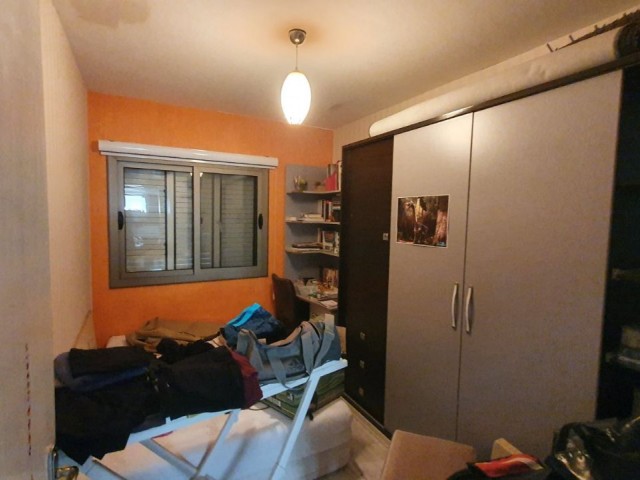 3-Zimmer-Wohnung ohne Kosten. ** 