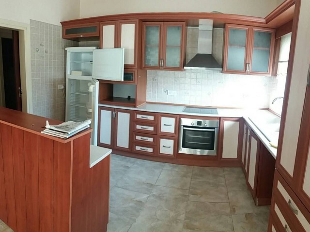 AİLE Apartmanı, 1.kat, eşyalı..