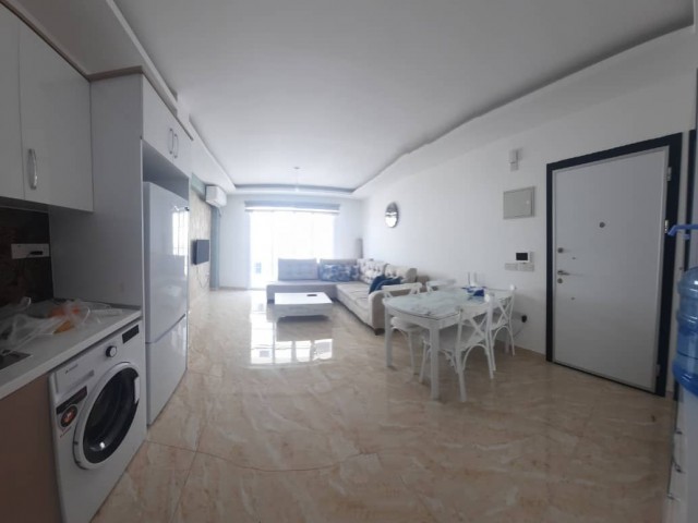 Zentral de Türkische kokanli, neu möbliert-2 + 1 Wohnung ** 