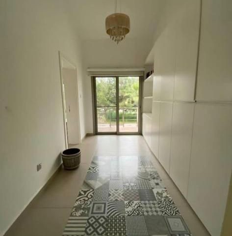 İskele Bahçeler Bölgesinde Müstakil Satılık 5+1 Modern Villa