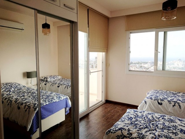 Girne Merkez’de Lüks Residance’ta 3+1 EŞYALI Kiralık Penthouse  