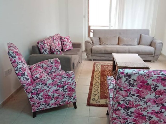 Girne Merkez'de Nusmar - Akpınar Yolu 1+1Kiralık daire!