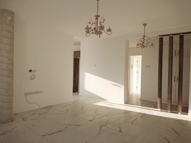 Flat For Sale in Küçük Kaymaklı, Nicosia